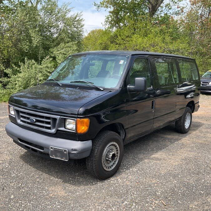 2006 FORD E-350