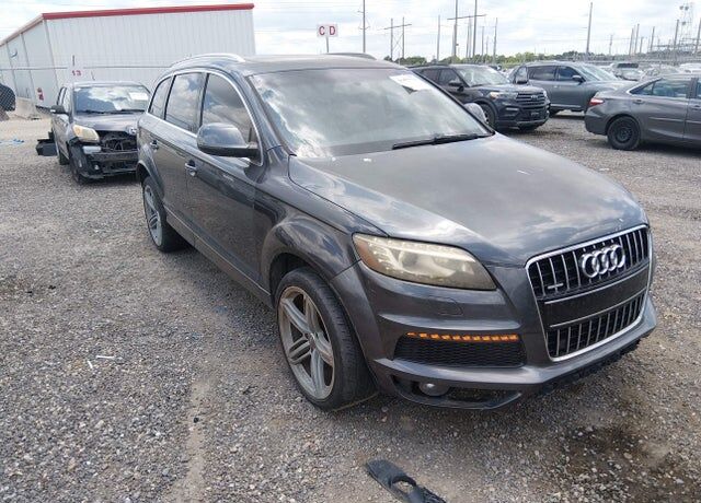 2010 AUDI Q7