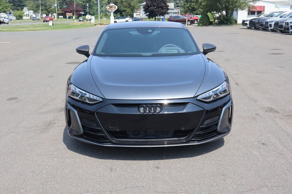 2022 Audi e-tron