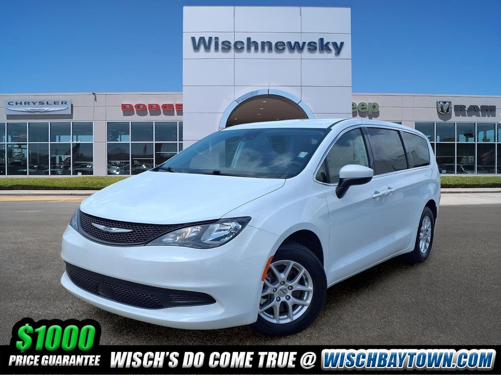 2023 CHRYSLER Voyager