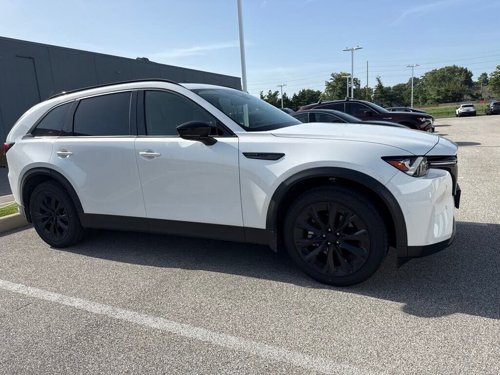 2026 MAZDA CX-90