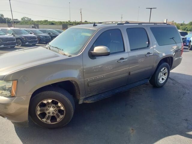 2014 CHEVROLET Suburban