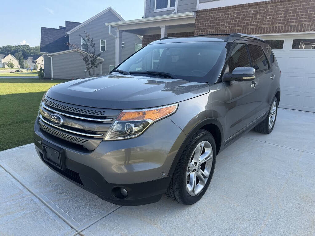 2011 FORD Explorer
