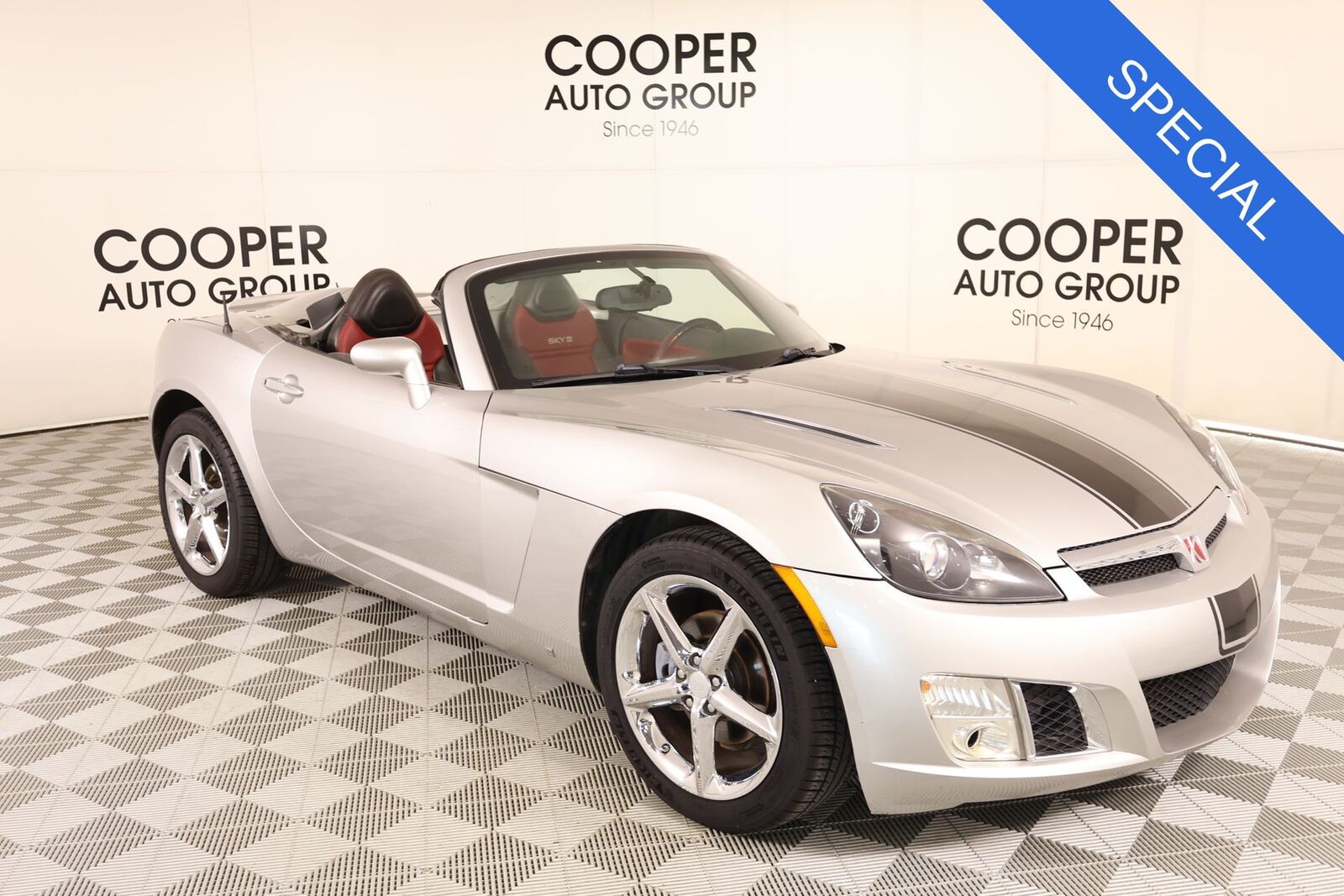 2009 SATURN Sky