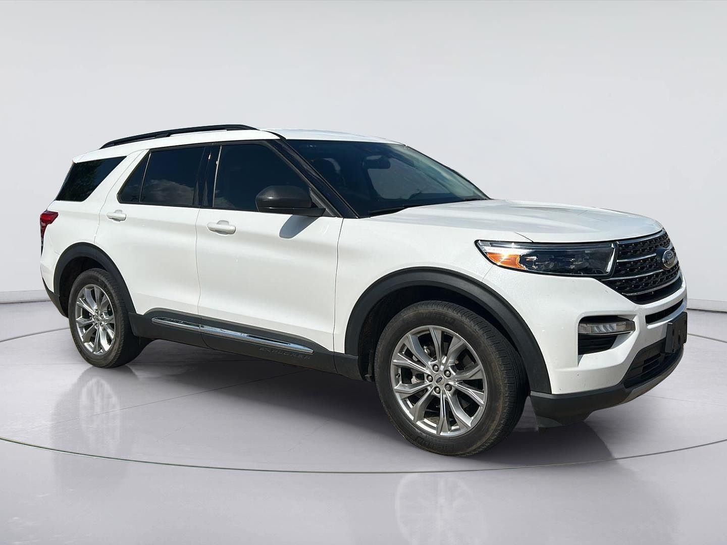 2024 FORD Explorer