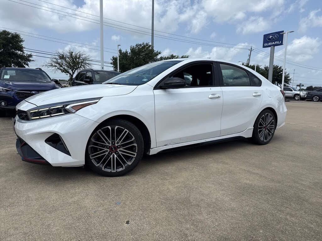 2023 KIA Forte