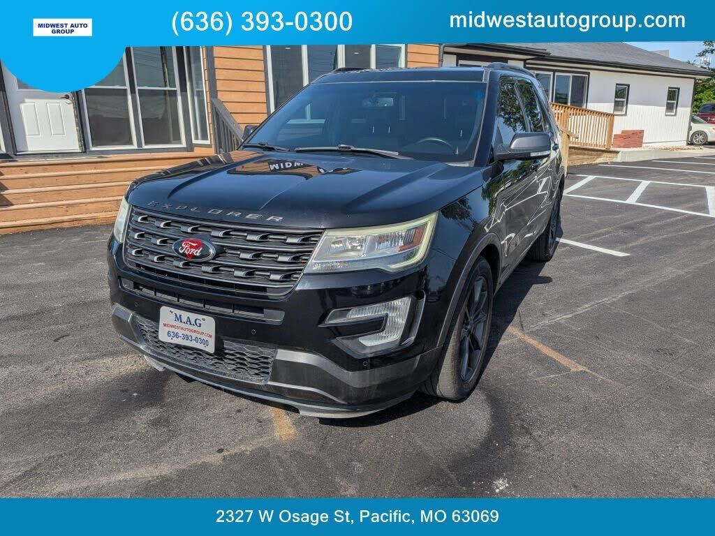 2017 FORD Explorer