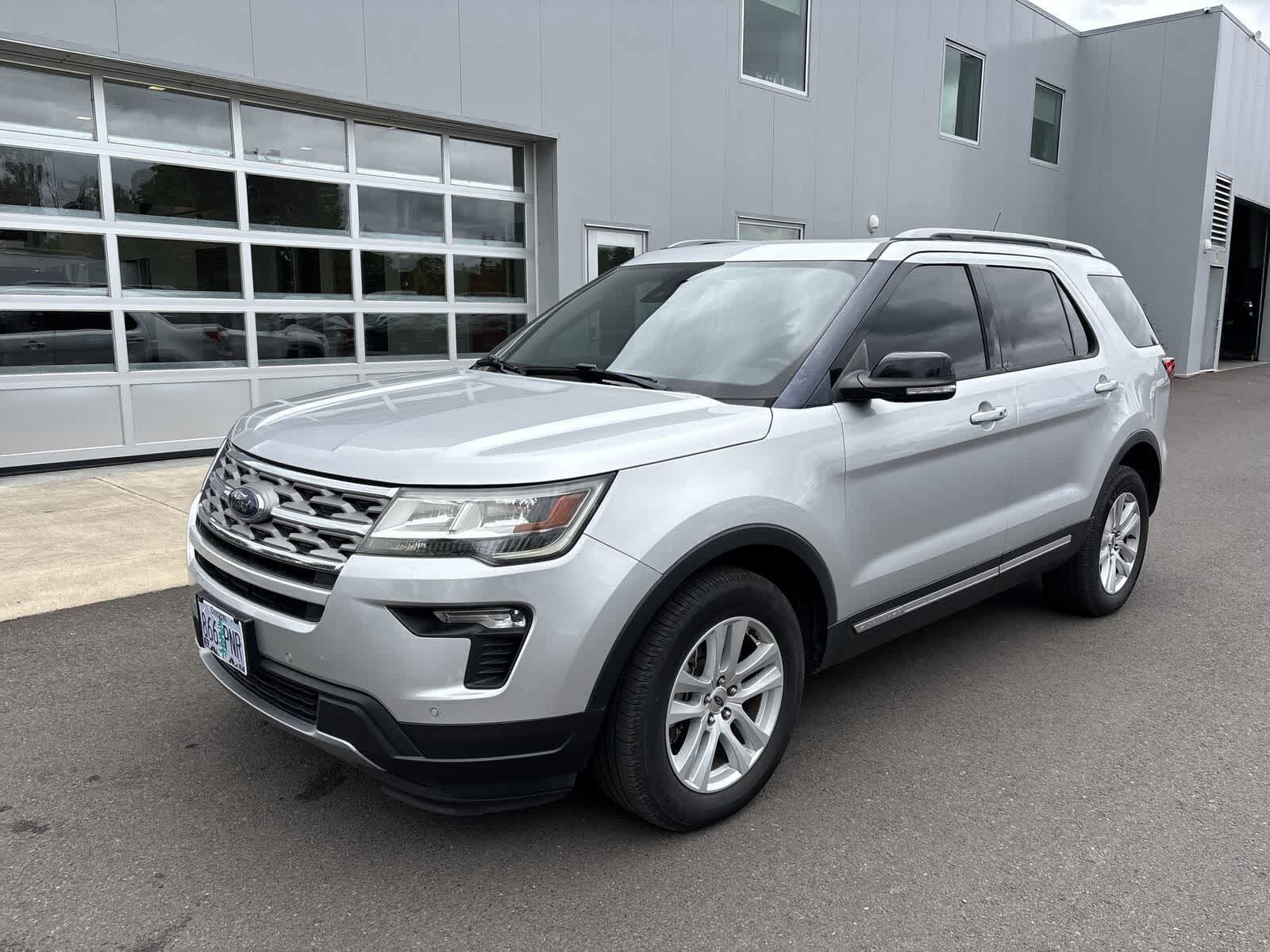 2018 FORD Explorer