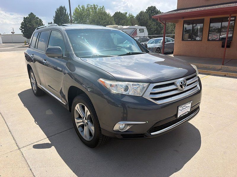 2011 TOYOTA Highlander