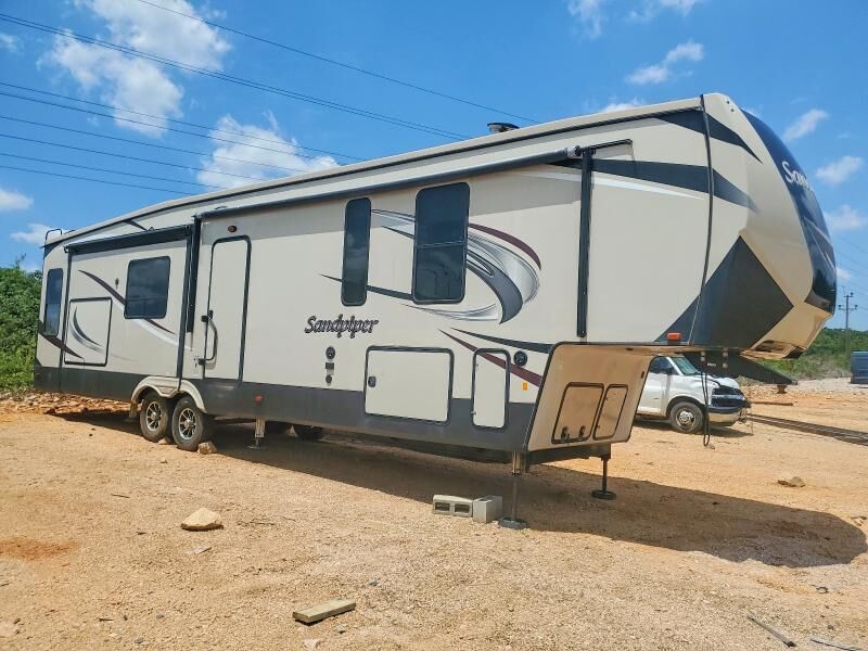 2019 FOREST RIVER Sandpiper Towables