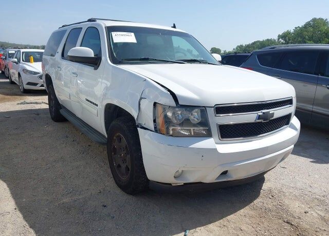2014 CHEVROLET Suburban