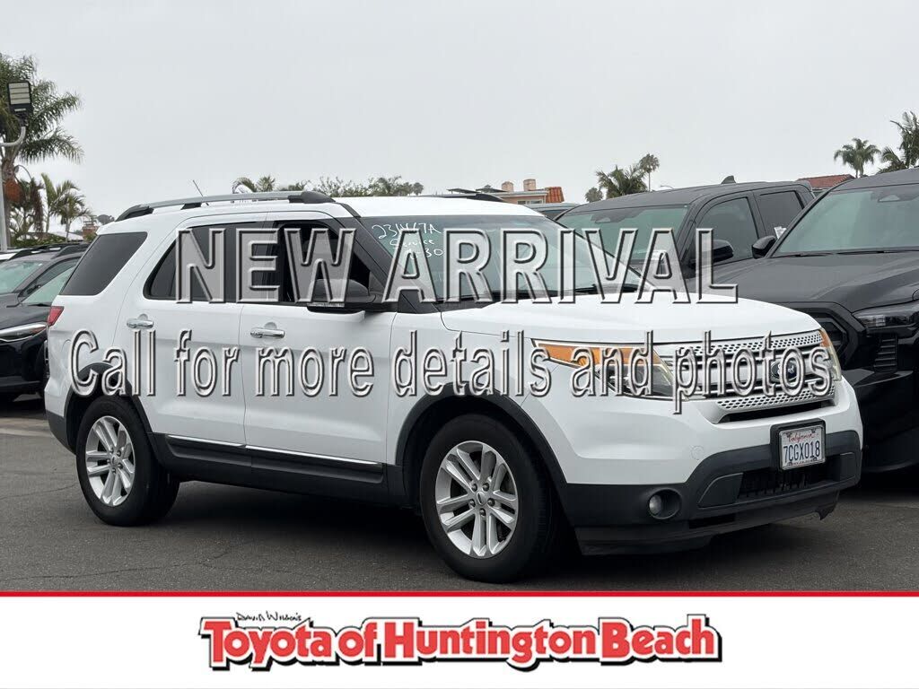 2014 FORD Explorer