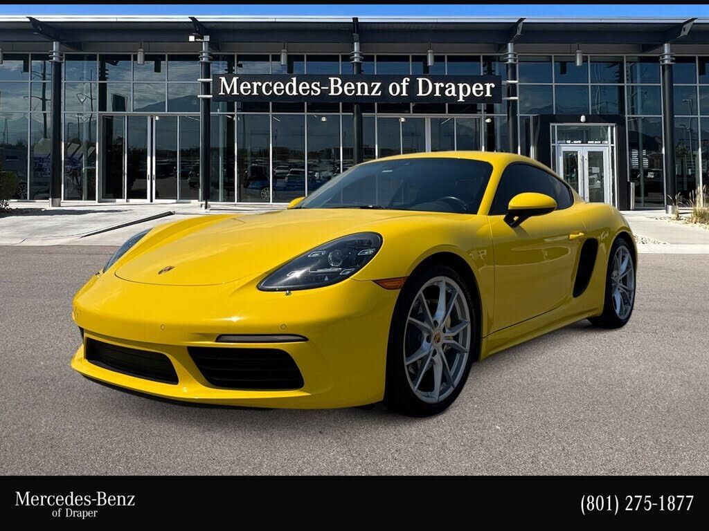 2022 PORSCHE 718