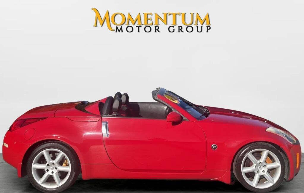 2005 NISSAN 350Z