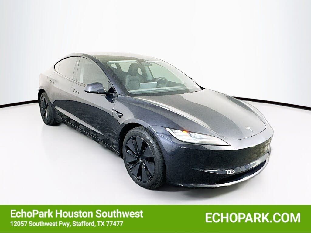 2025 TESLA Model 3