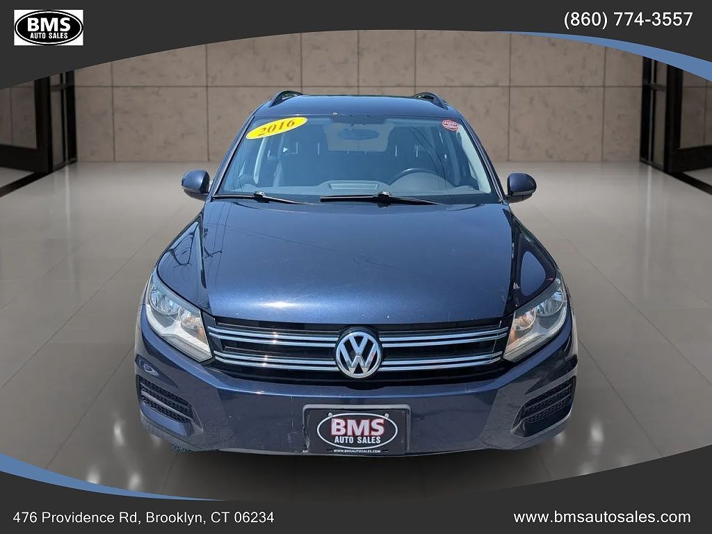 2016 VOLKSWAGEN Tiguan