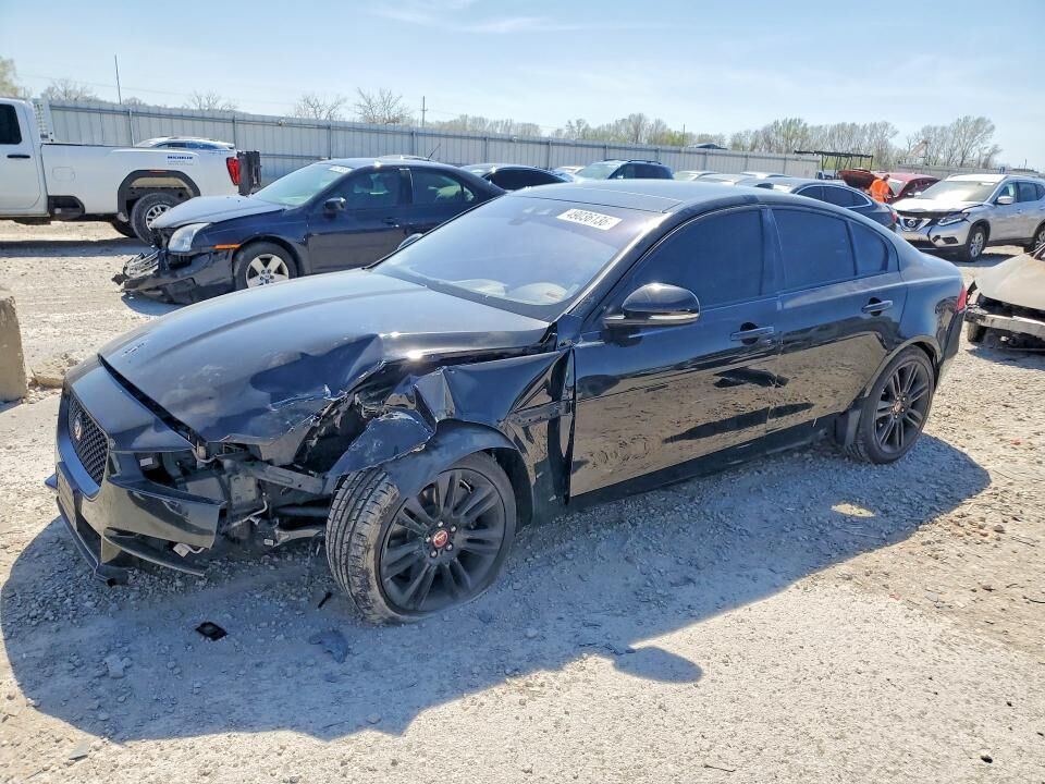 2017 JAGUAR XE