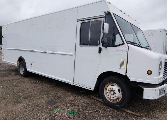 2013 FORD Commercial Chassis