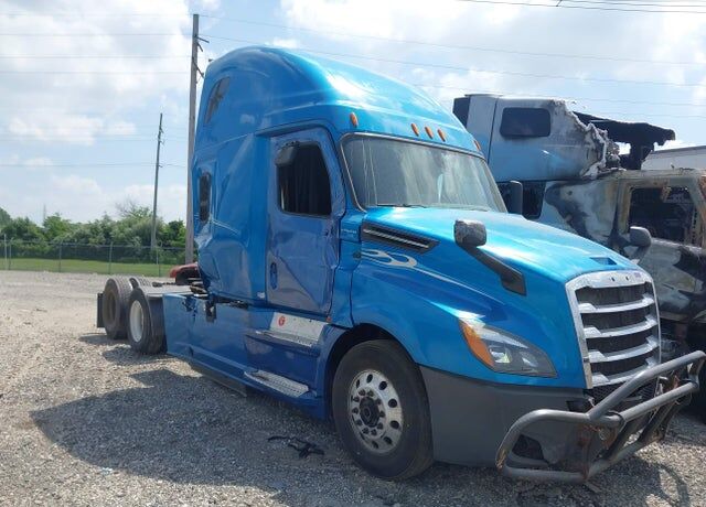 2020 FREIGHTLINER New Cascadia 126" Sleepercab