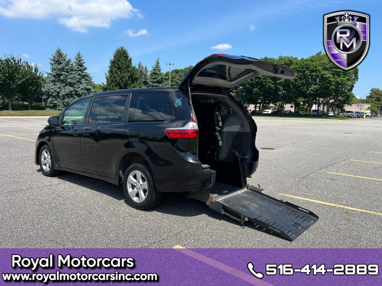 2020 TOYOTA Sienna