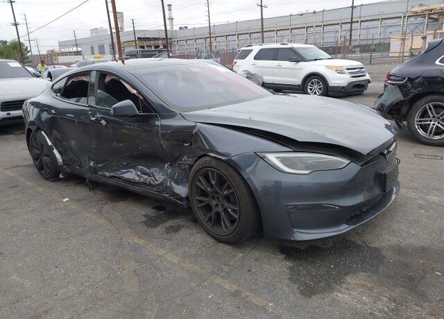 2022 TESLA Model S