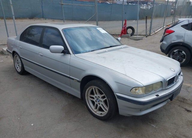 2001 BMW 7 Series