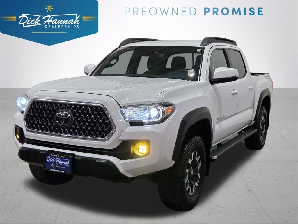 2018 TOYOTA Tacoma