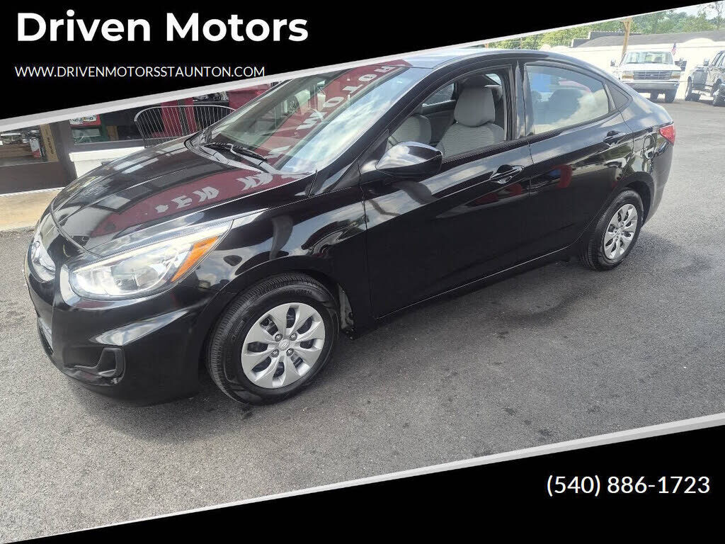 2017 HYUNDAI Accent