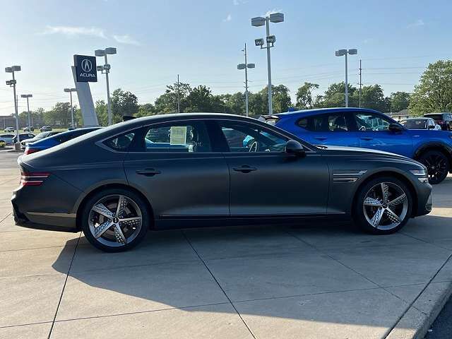 2025 GENESIS G80