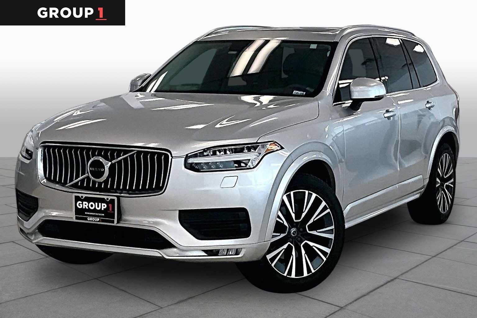 2022 VOLVO XC90