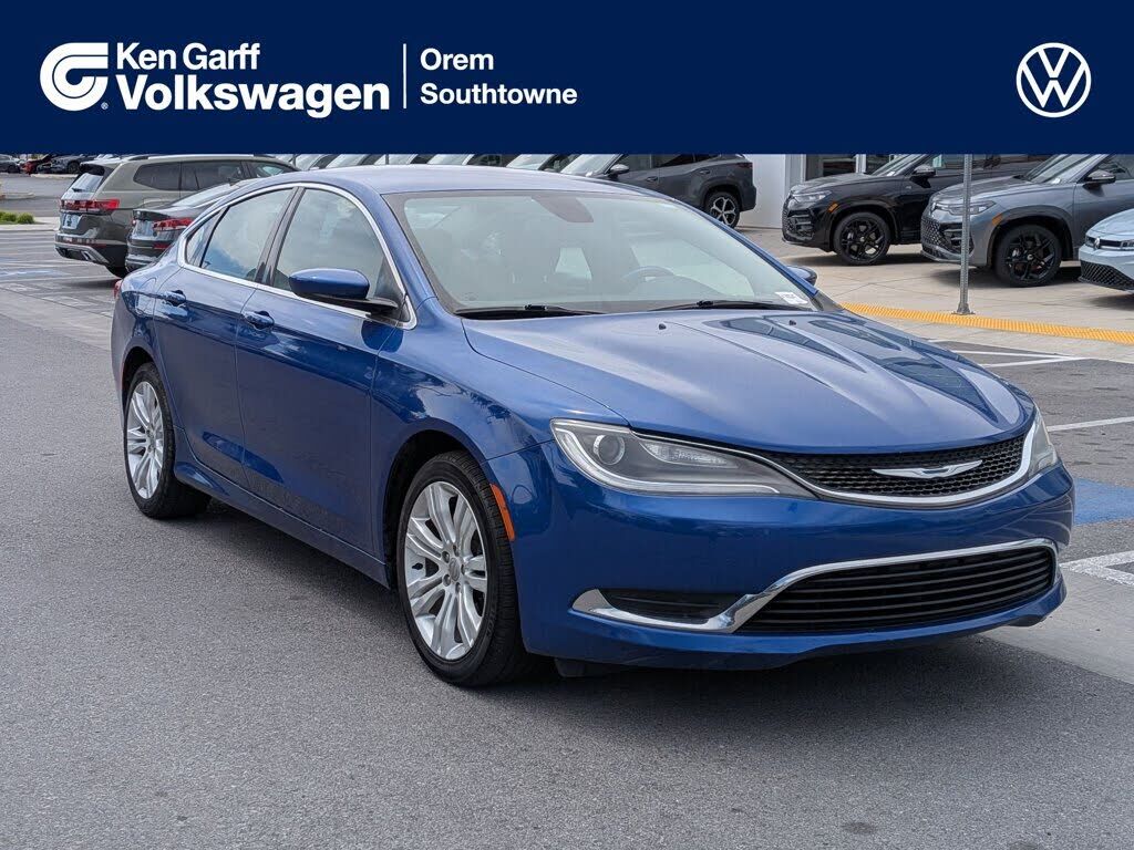 2016 CHRYSLER 200
