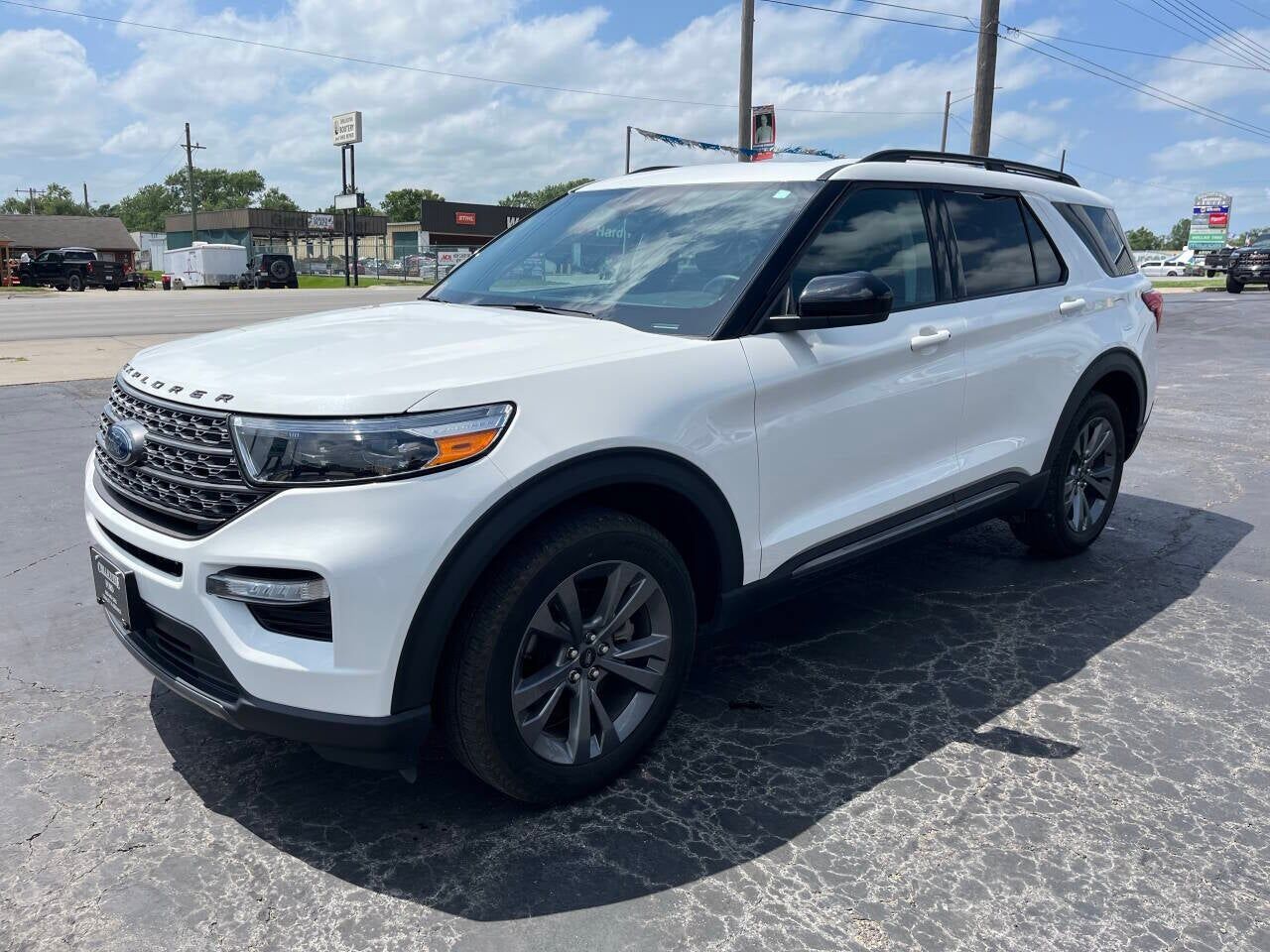 2023 FORD Explorer
