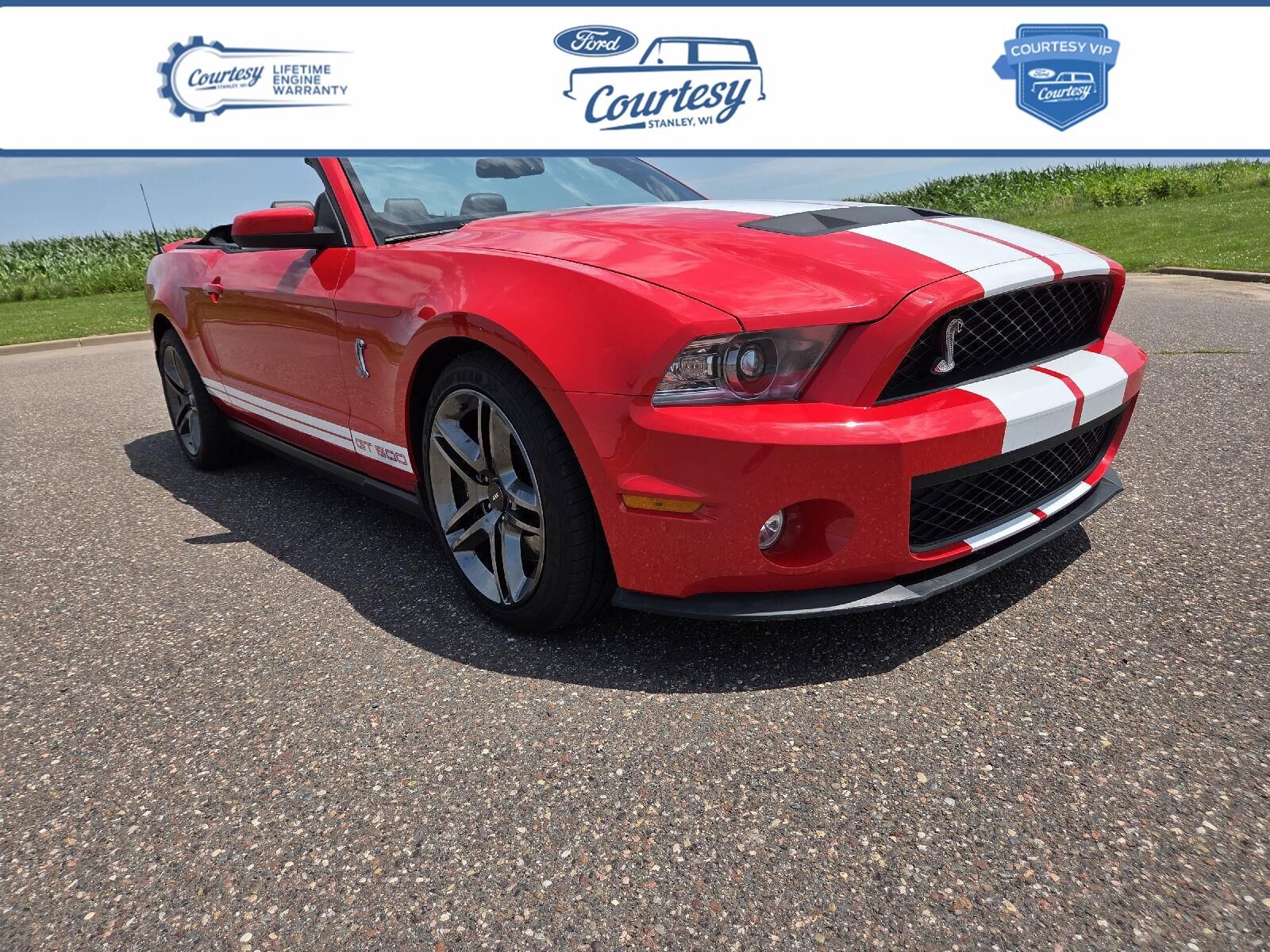 2011 FORD Mustang