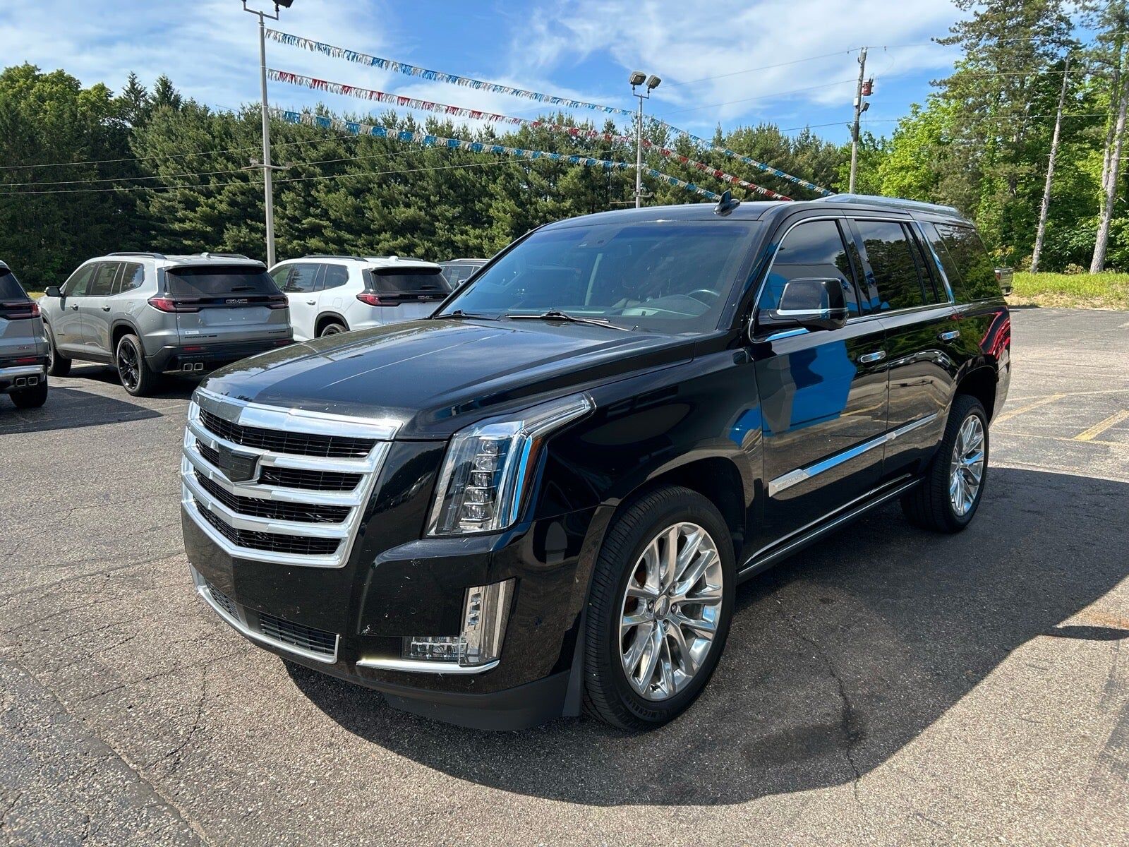 2019 CADILLAC Escalade