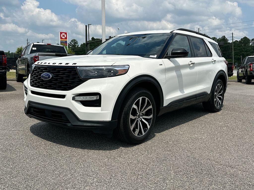 2023 FORD Explorer