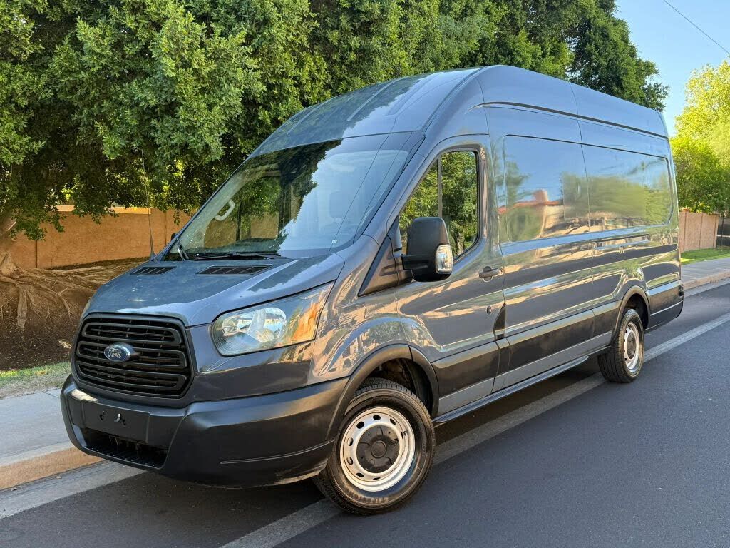 2019 FORD Transit