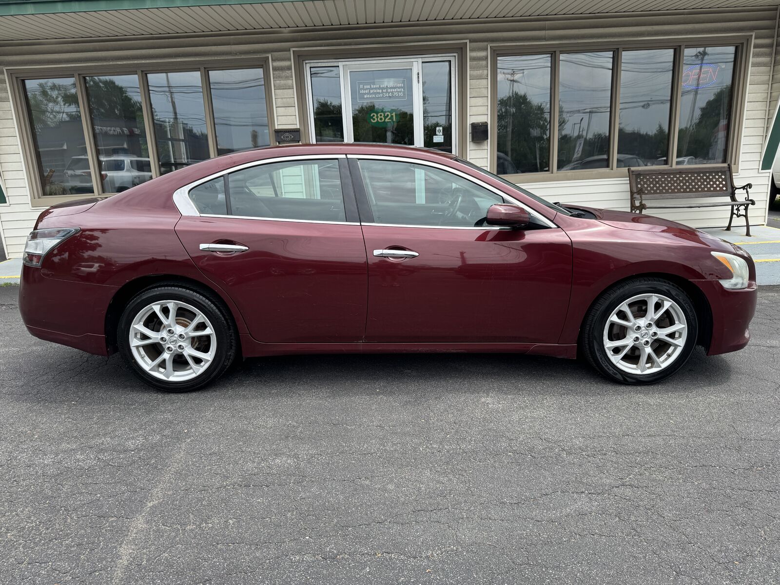 2013 NISSAN Maxima