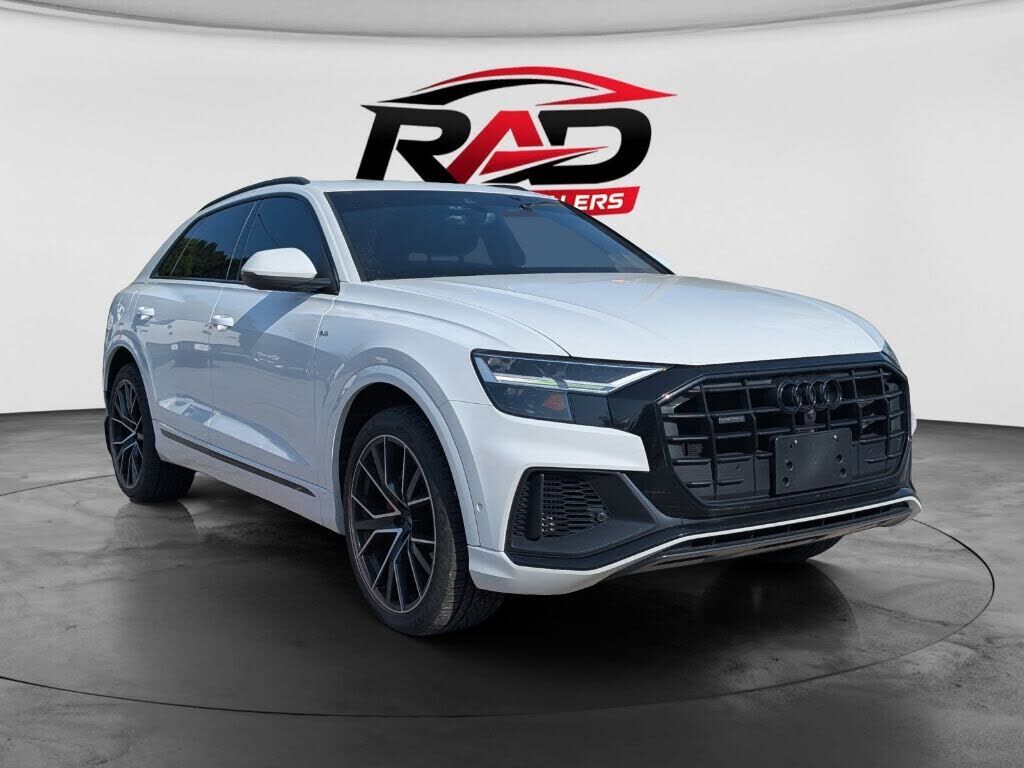2021 AUDI Q8