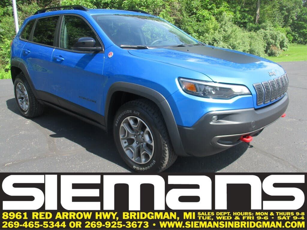 2022 JEEP Cherokee
