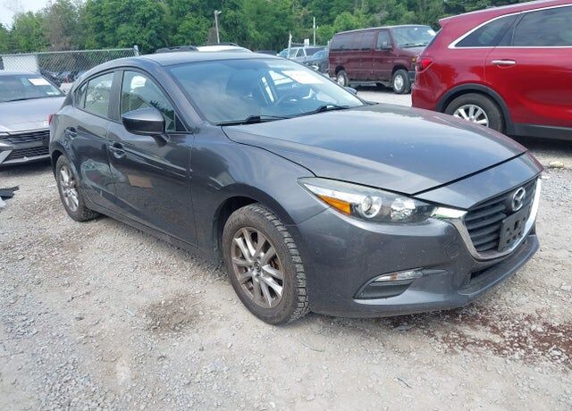 2017 MAZDA Mazda3