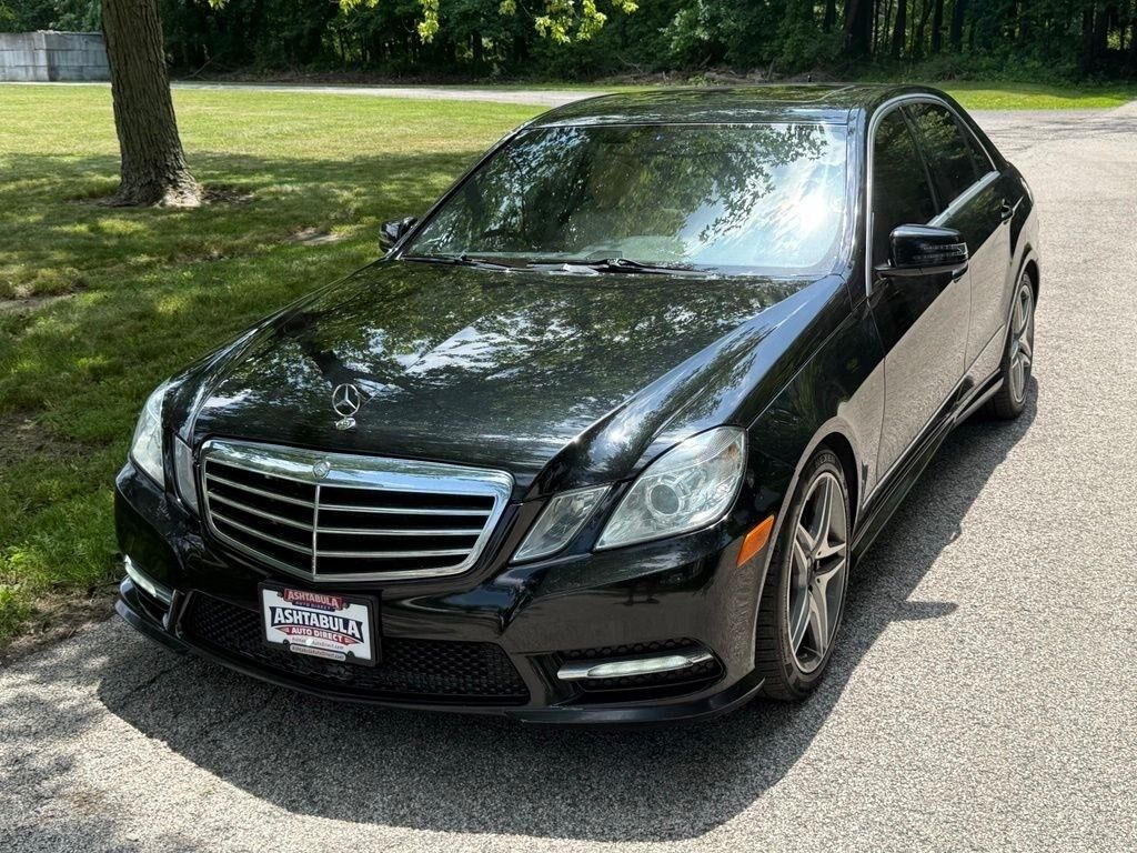 2013 MERCEDES-BENZ E-Class