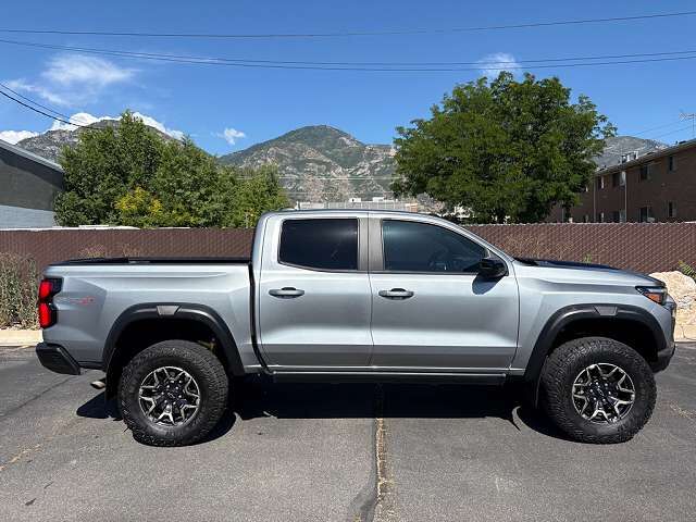 2023 CHEVROLET Colorado