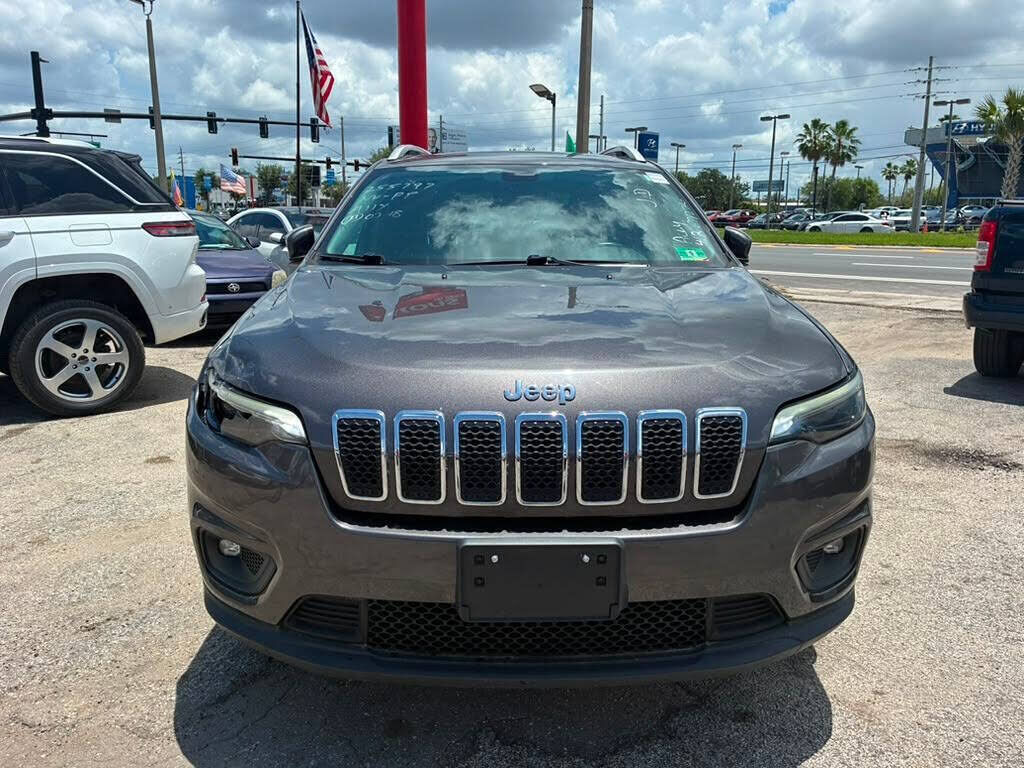 2019 JEEP Cherokee