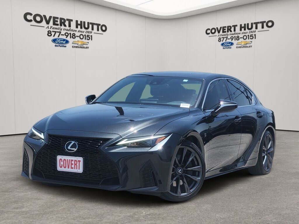 2025 LEXUS IS