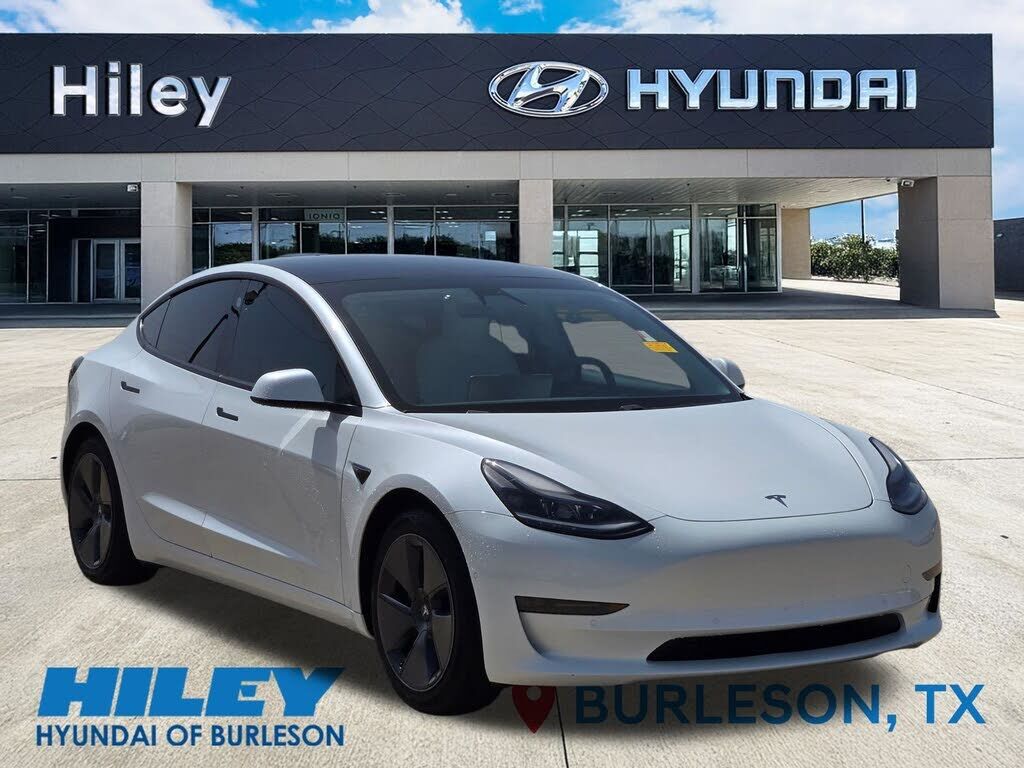 2021 TESLA Model 3