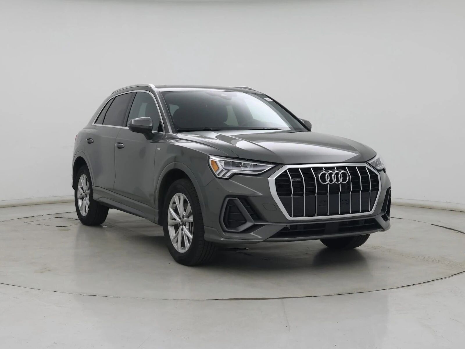 2022 Audi Q3
