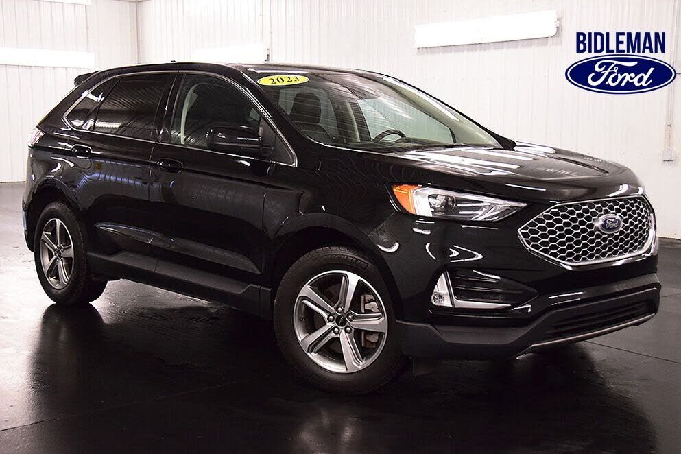 2023 FORD Edge