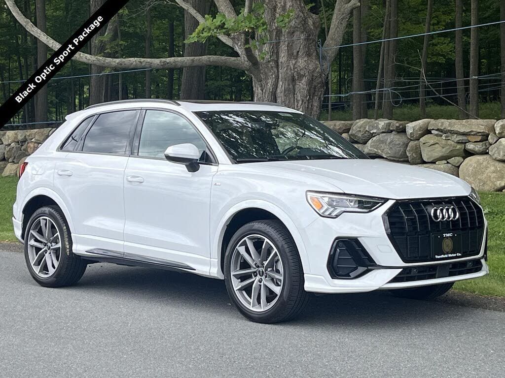 2024 AUDI Q3