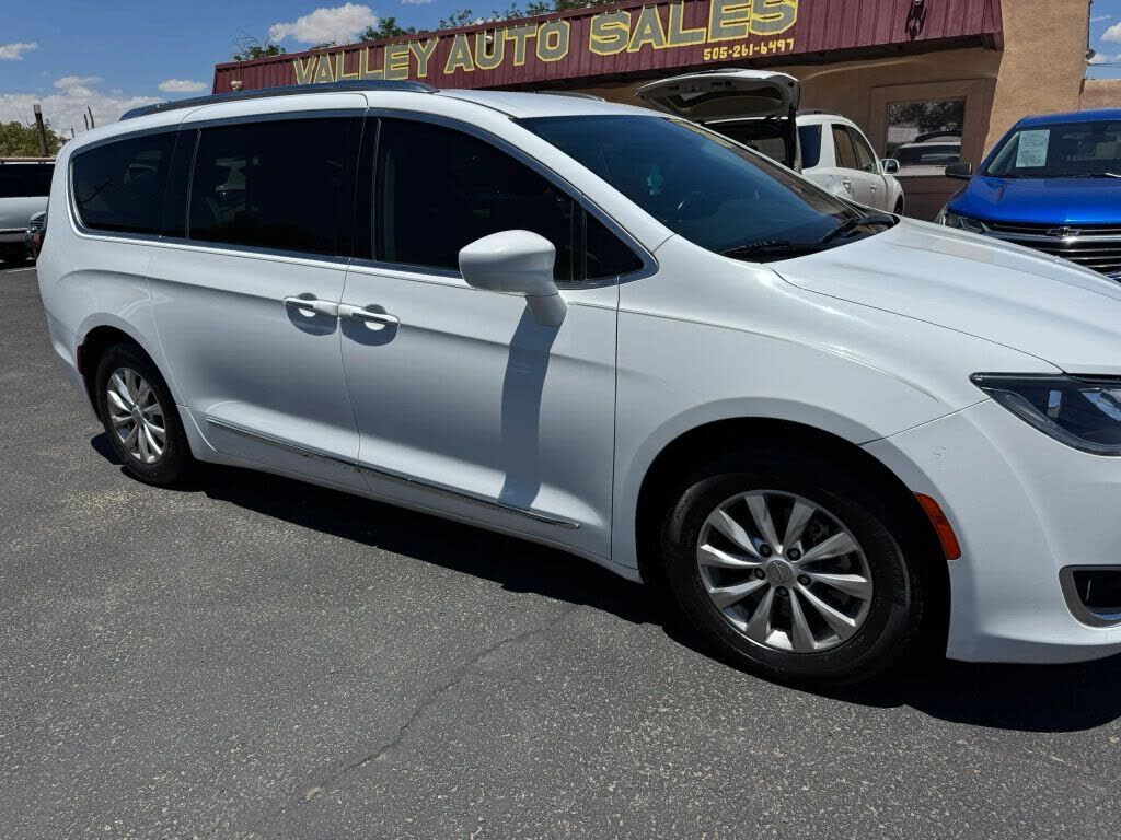 2018 CHRYSLER Pacifica