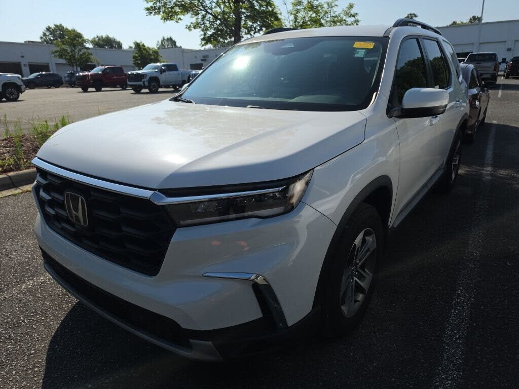 2025 HONDA Pilot